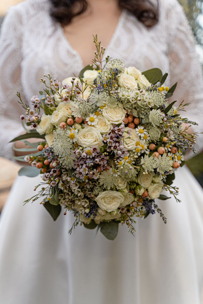 Fotografo matrimonio Bologna - sposi che si abbracciano